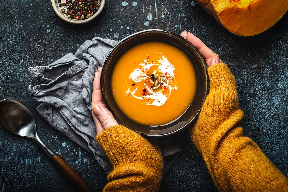 préparation réchauffante de soupe aux potimarrons et chorizo