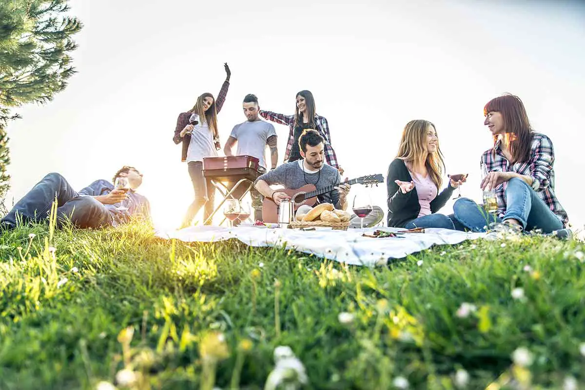 pique nique de printemps pour fêter un anniversaire