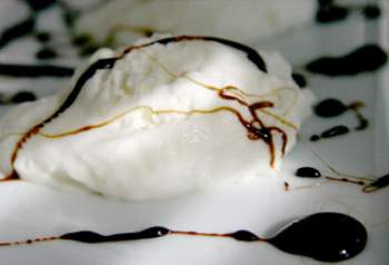 Mascarpone Mousse with Balsamic Vinegar Caramel